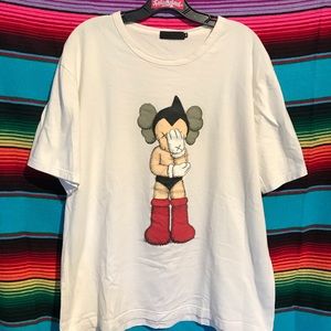 Rare Vintage Kaws Original Fake Tshirt. Size : 5
